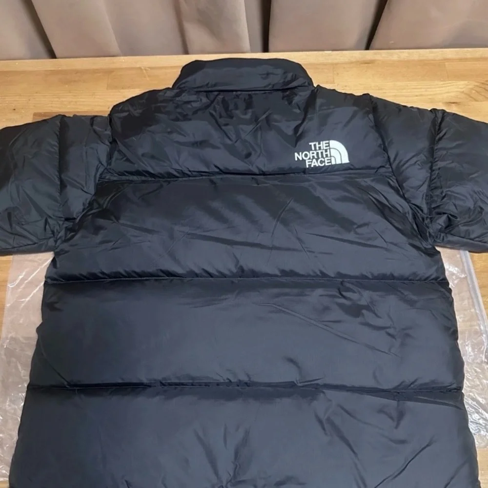 The North Face Nuptse 700 Puffer - Picture 2 of 6